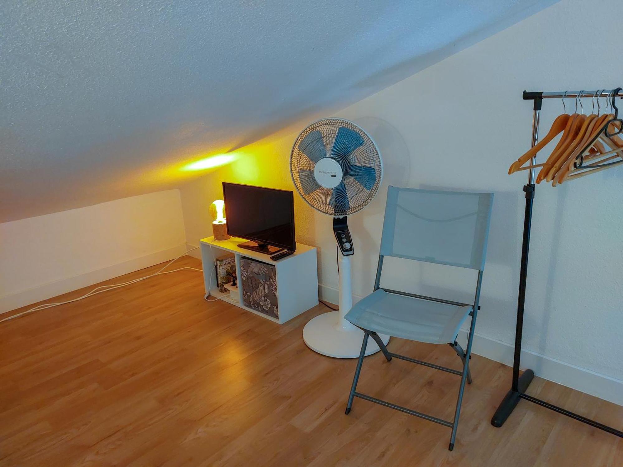 Appart Mezzanine Vue Mer Et Plage, Parking Wifi Tv Ле Баркарес Экстерьер фото